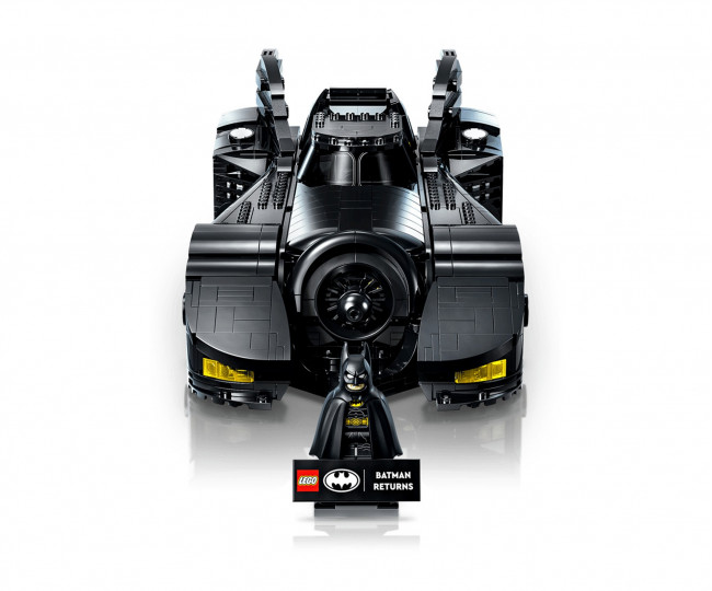 Конструктор LEGO Batman Returns™ Batmobile™ 76355